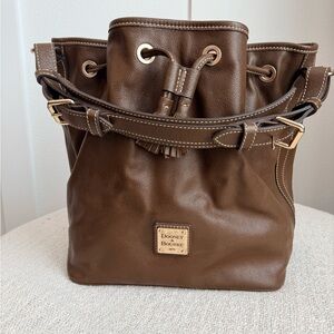 Dooney & Bourke Vintage Drawstring Shoulder Bag Brown Leather 1990s
